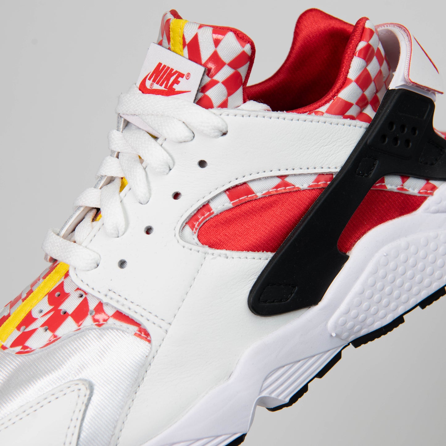 Nike White and Red Leather Men's Sneakers Size 10.5