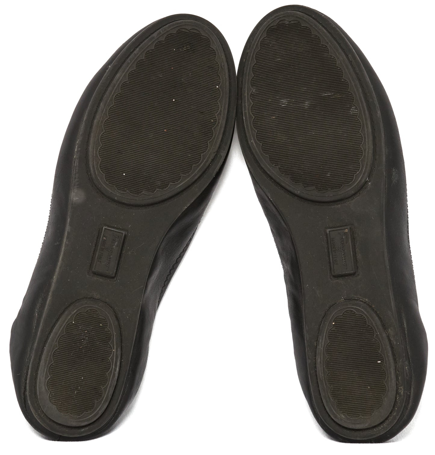 Salvatore Ferragamo Black Leather Vignola Ballet Flats Size 8.5