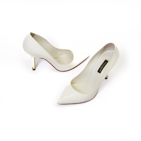 Dolce and Gabbana White Patent Leather Pointed Toe Pumps Size 35