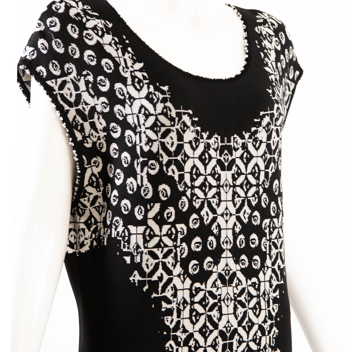 Escada Black & White Printed Flower Placed Twirl knitted Dress Size XL NWT