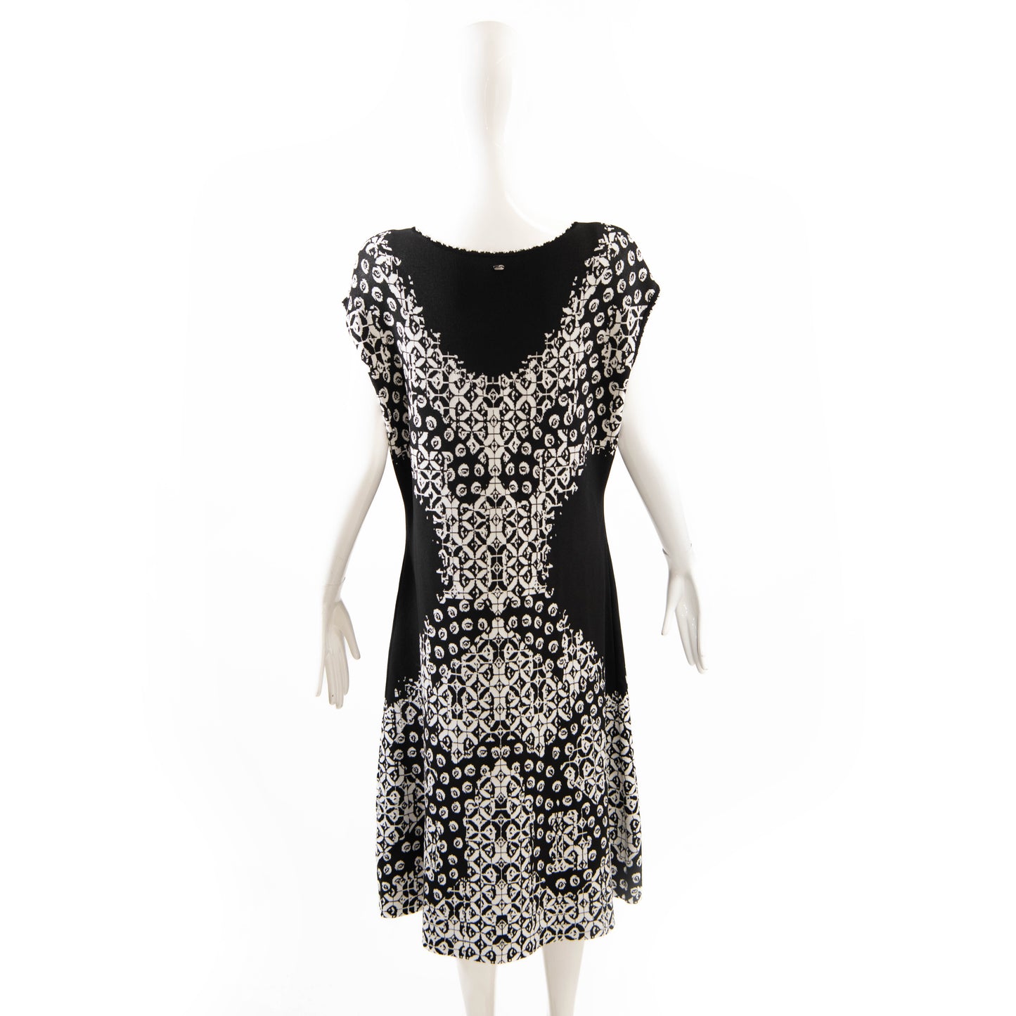 Escada Black & White Printed Flower Placed Twirl knitted Dress Size XL NWT