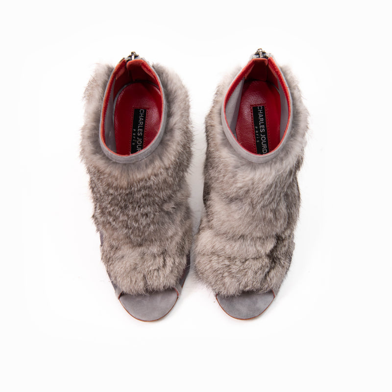 Charles Jourdan Gray Fur Sandals Size 7.5