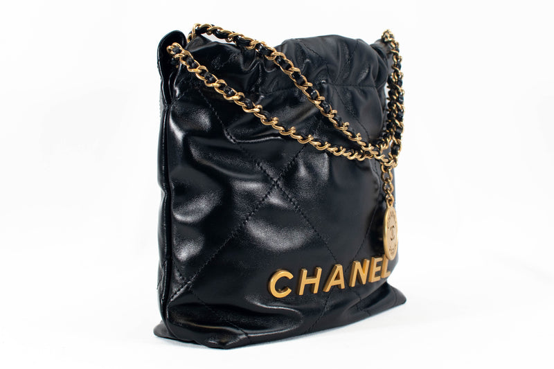 Chanel Black Shiny Lambskin Quilted Small Chanel 22 Crossbody
