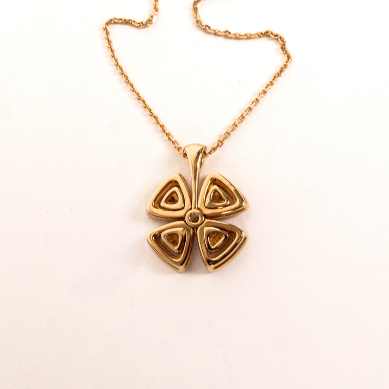 Bvlgari 18K Rose Pink Gold Diamond Fiorever Flower Necklace