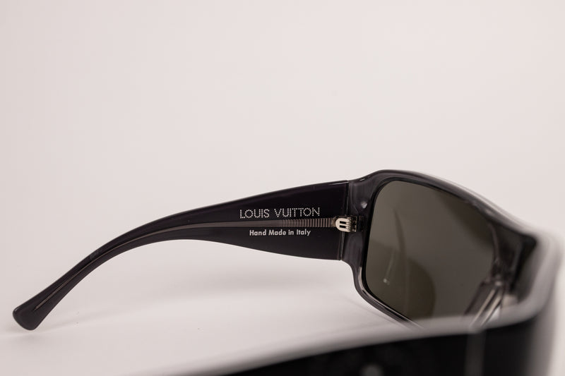 Louis Vuitton Black White Z0742W Sunglasses