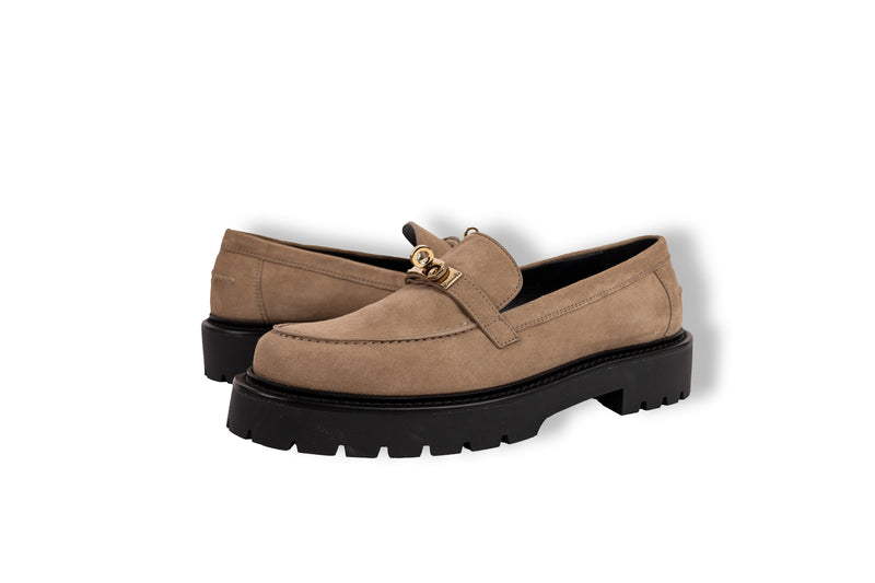 Hermès Tan Suede Kelly Lug Loafers Size 38