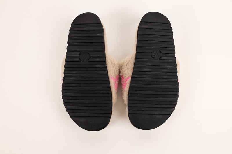Louis Vuitton Tan Pink Paseo Shearling Slides Size 38