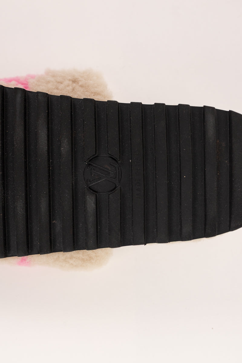 Louis Vuitton Tan Pink Paseo Shearling Slides Size 38