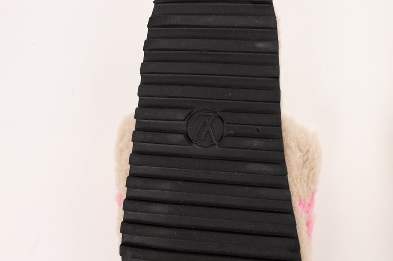 Louis Vuitton Tan Pink Paseo Shearling Slides Size 38