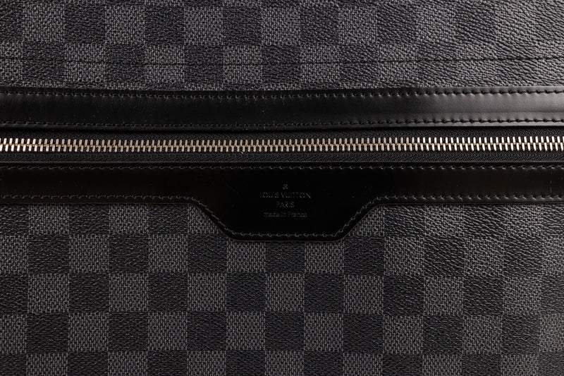 Louis Vuitton Black Gray Graphite Daniel Messenger GM