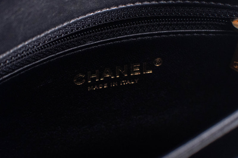 Chanel Black Quilted Lambskin On And On Compartment Medium Full Flap Bag