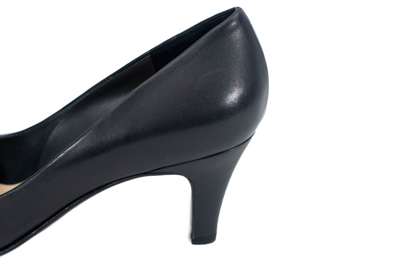 Chanel Black Leather Camellia Kitten Heel Pumps Size 41.5