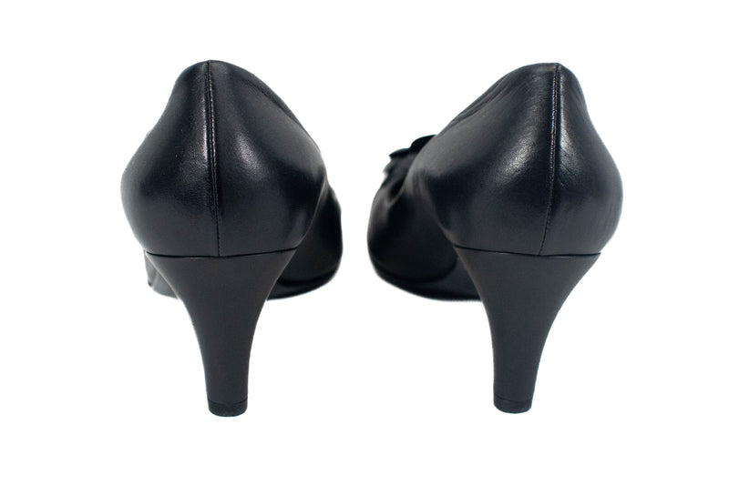 Chanel Black Leather Camellia Kitten Heel Pumps Size 41.5