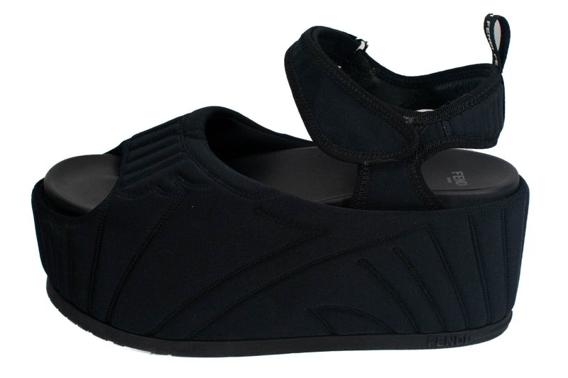 Woman's Fendi Black Quilted Fabric Platform Sandals Size 40