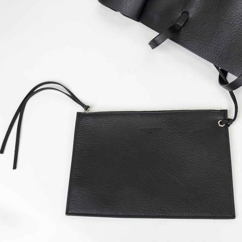 Balenciaga Black Everyday Tote Bag Leather White Logo Handbag