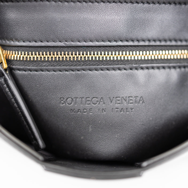 Bottega Veneta Black Patent Leather Spazzolato Woven Cassette Bag