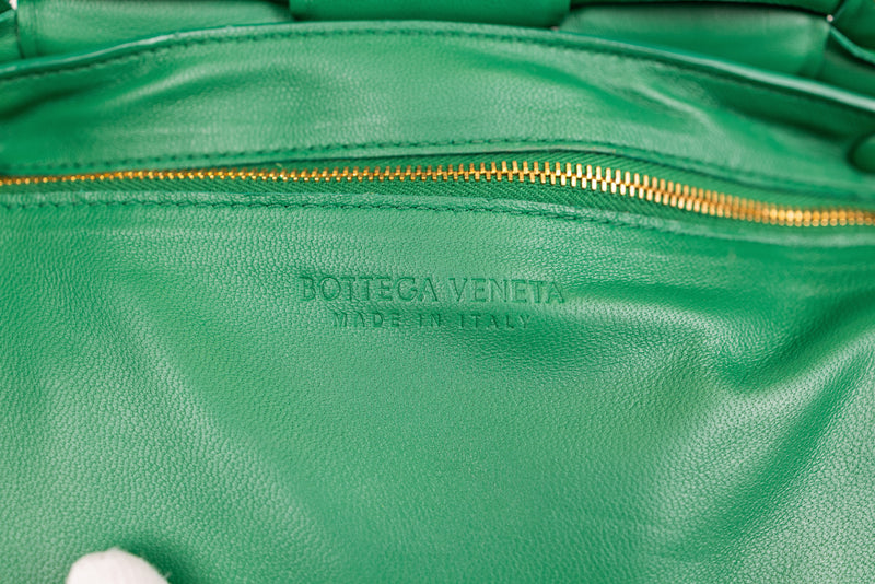 Bottega Veneta Green Leather Nappa Intreccio Cassette Bag