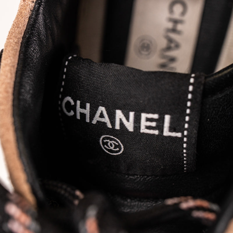 Chanel Beige Pink CC Cap Toe Mesh Sneakers Size 39.5