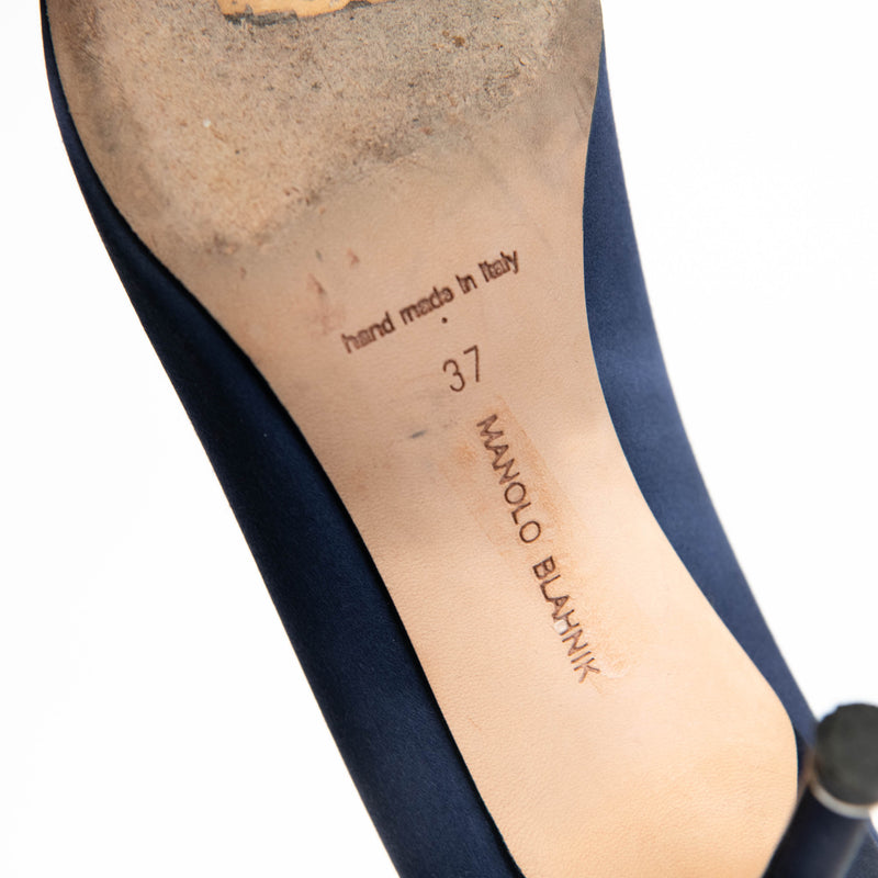 Manolo Blahnik Navy Blue Satin Hangisi Pumps 37