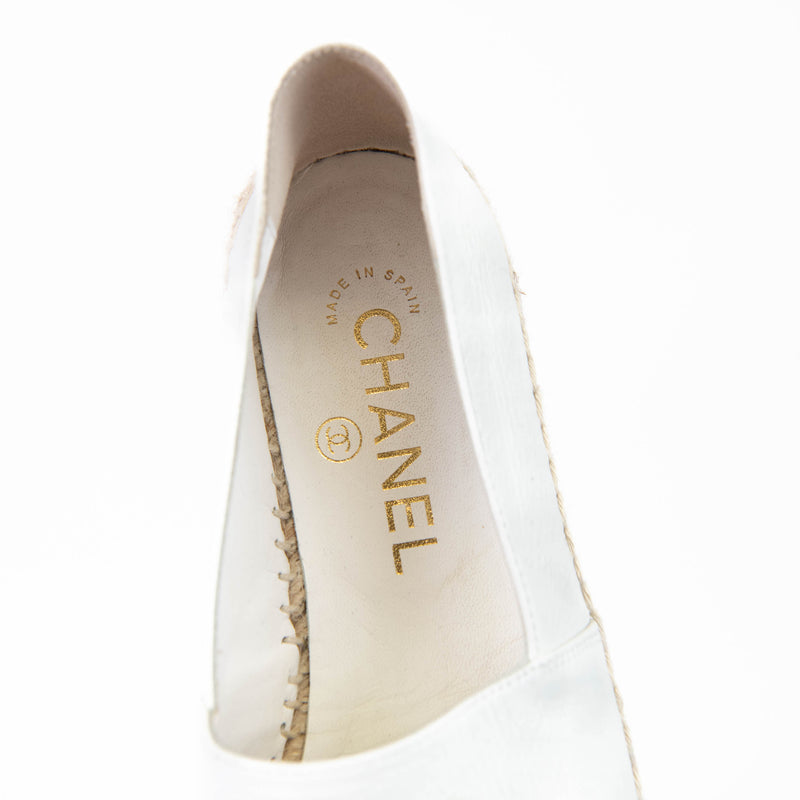 Chanel White Patent Calfskin Leather CC Espadrilles 37