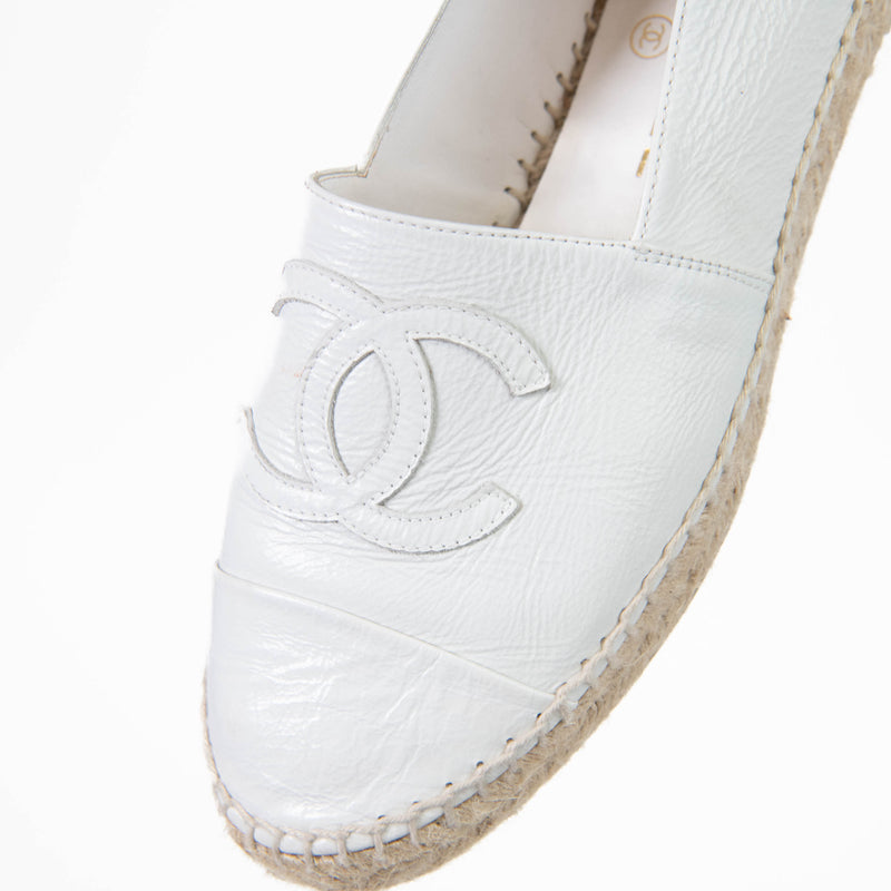 Chanel White Patent Calfskin Leather CC Espadrilles 37