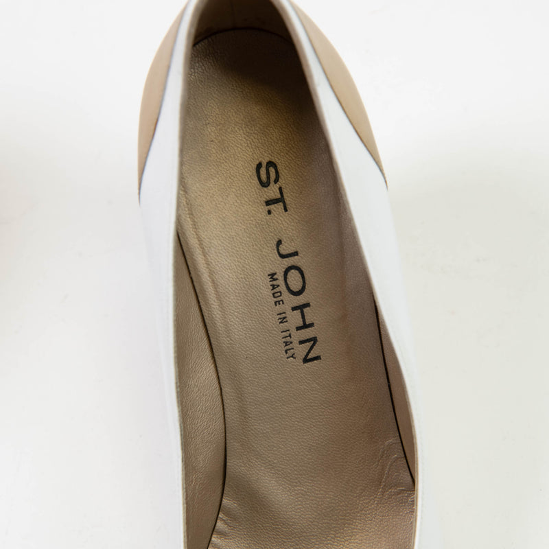 St. John White Leather Pumps With Gold Heel Size 8.5