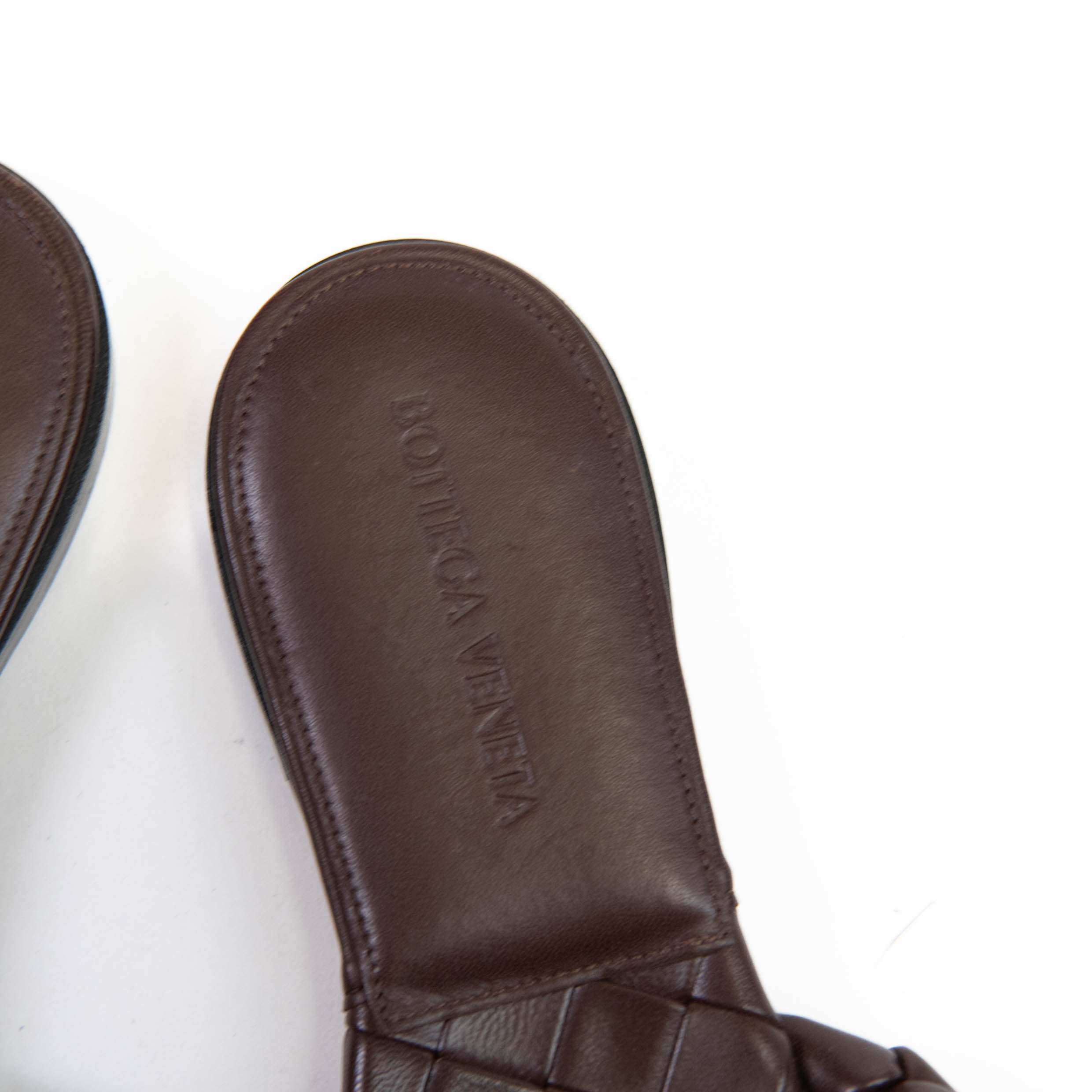 Bottega Veneta Brown Intrecciato Weave Leather Slides Size