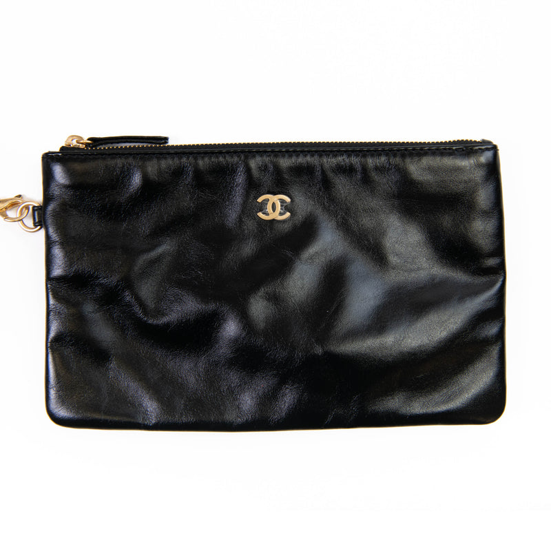 Chanel Black Calfskin Drawstring Chanel 22 Bag Medium Matching Pouch