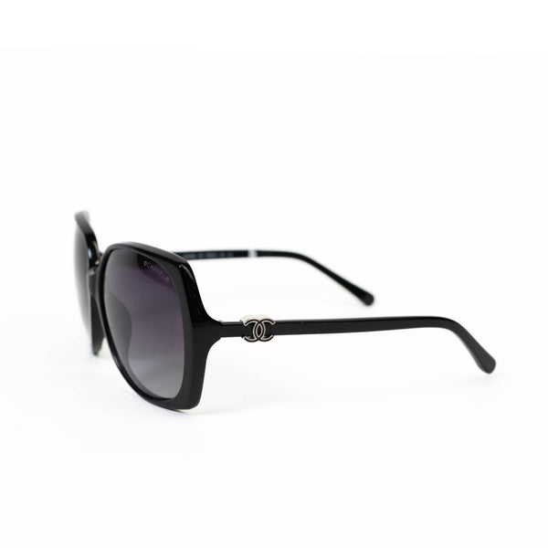 Chanel Black CC Sunglasses 5218