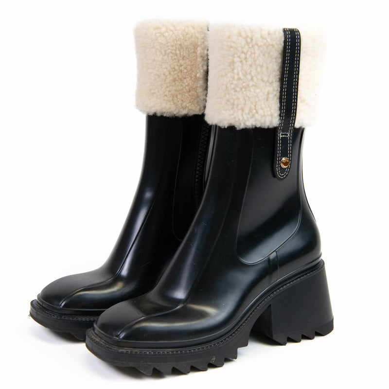 Chloe Ladies Black Rubber Betty Shearling Ankle Wellington Rain Boots 36