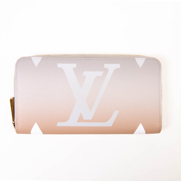 Louis Vuitton Tan & Pink Monogram Giant Canvas By The Pool Zippy Wallet