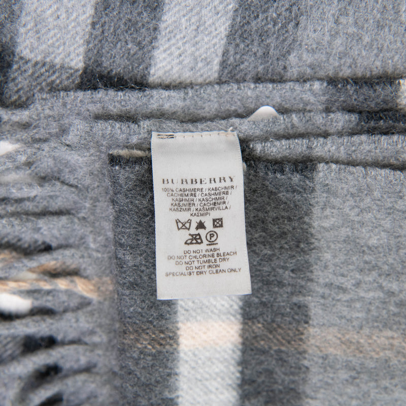 Burberry Scarf in Check Grey Cashmere