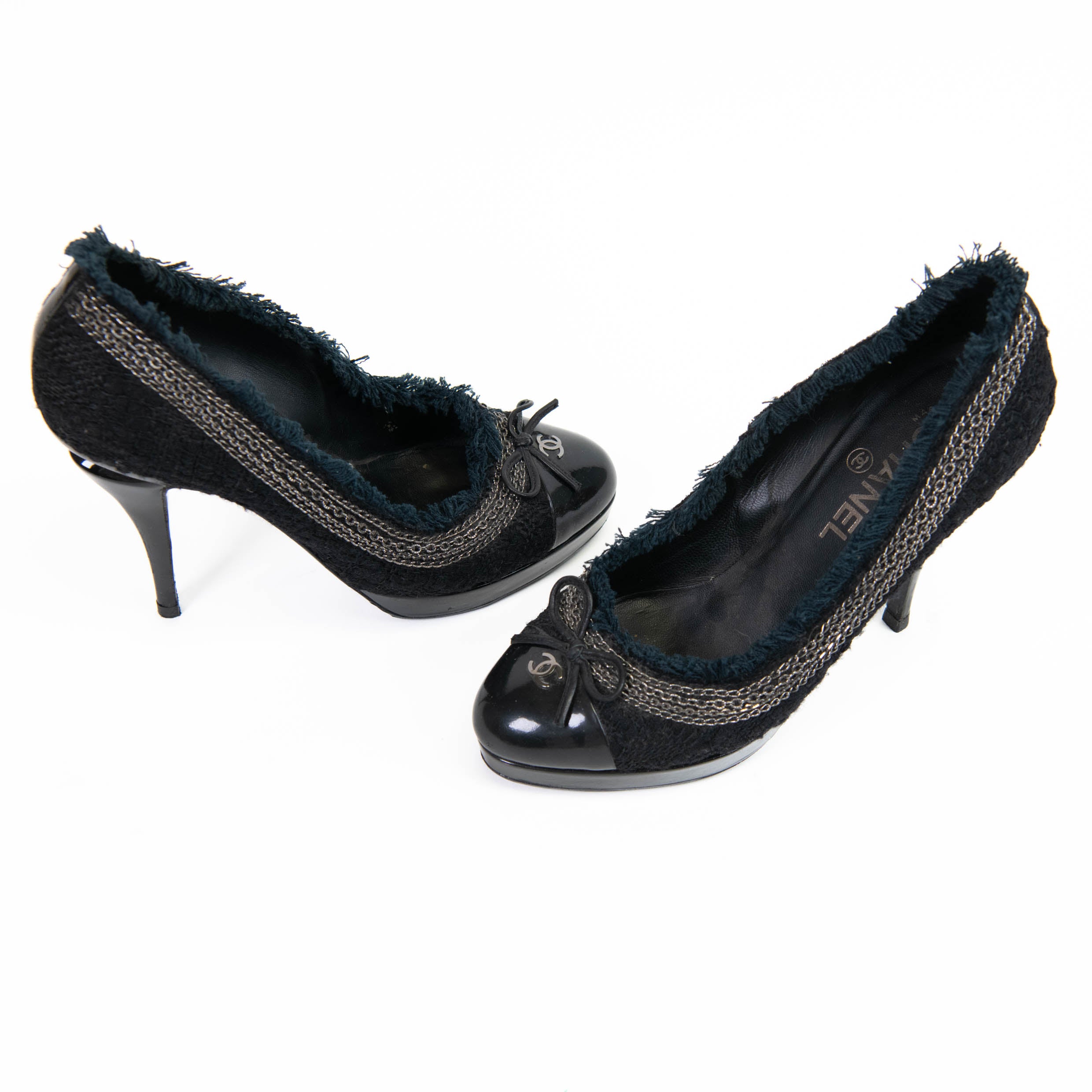 美品 CHANEL シャネル パンプス ココマーク エナメル ブラック 37C