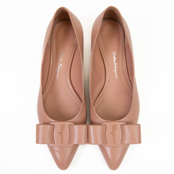 Ferragamo Viva blush Pink Leather flats Size 8