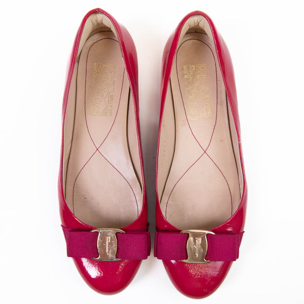 Salvatore Ferragamo Vara Bow Accent Patent Leather Ballet Flats 7.5