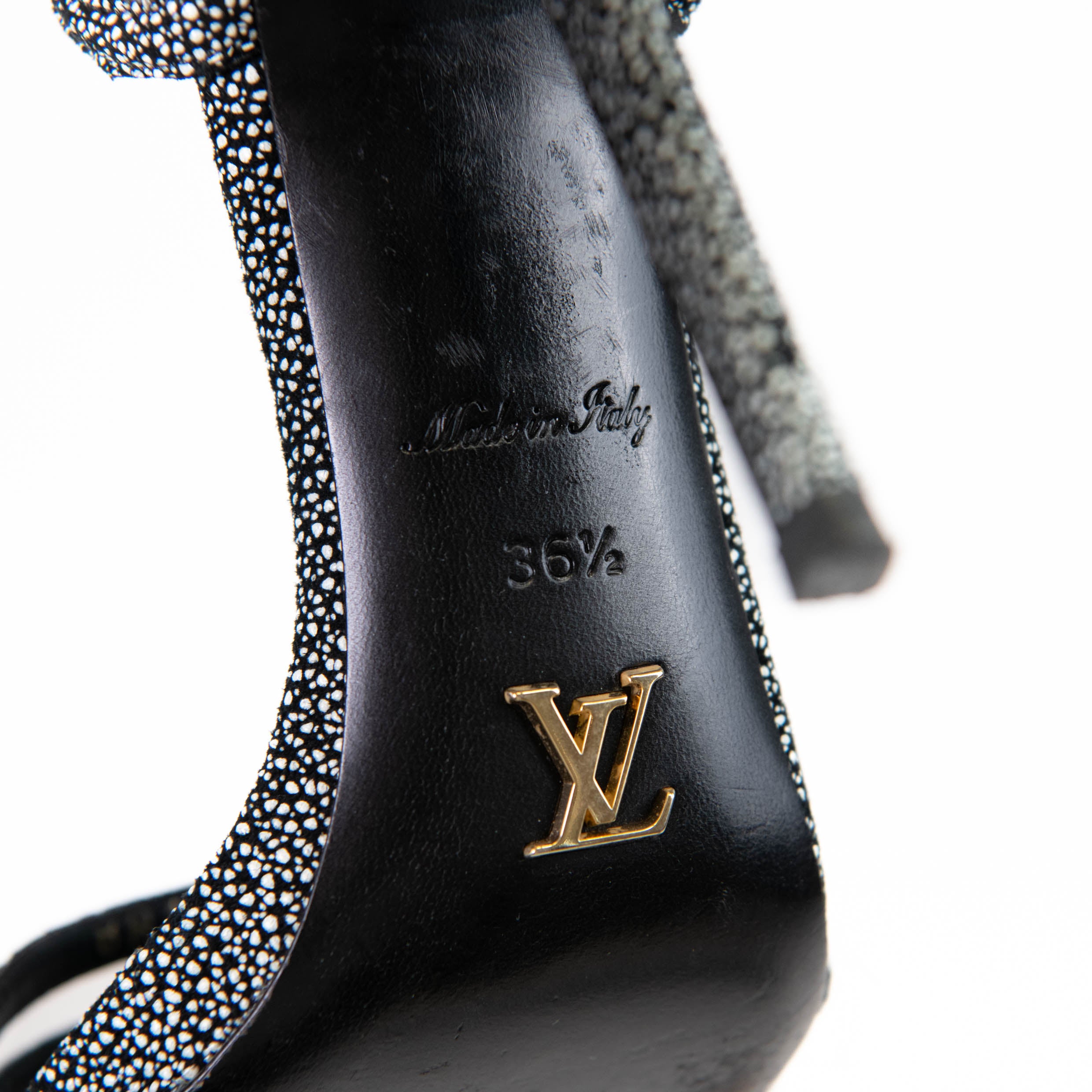 美品★ルイヴィトン・スエードレザー スパンコールLV スニーカー(361/2) LOUIS VUITTON - 美品☆ルイヴィトン・スエードレザー