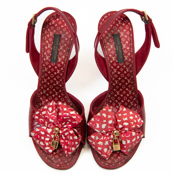 Louis Vuitton Red Croc Embossed Leather Printed Silk Bow Lock Charm Detail Slingback Sandals 37