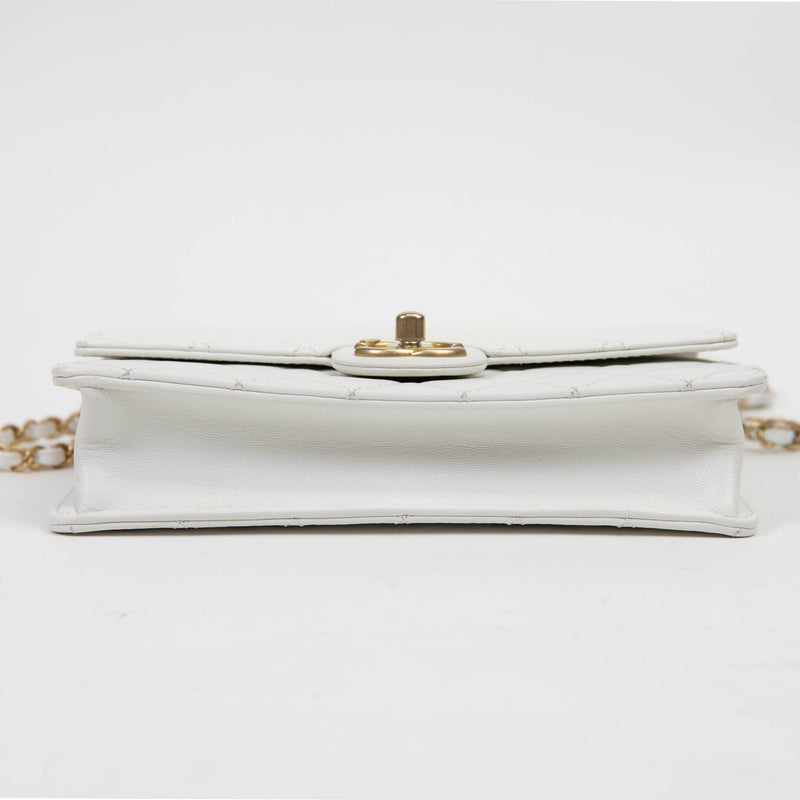 Chanel White Lambskin Quilted Small Chic Pearls Flap