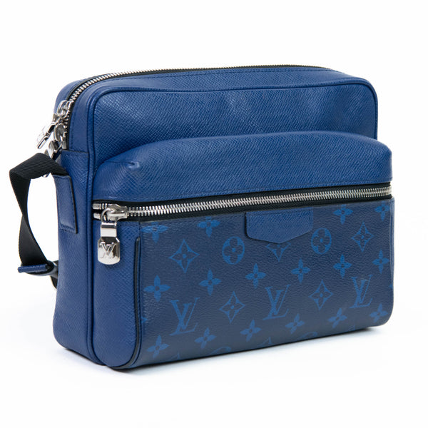 Louis Vuitton Cobalt Blue Taiga Monogram Outdoor Messenger Bag