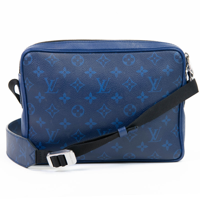 Louis Vuitton Cobalt Blue Taiga Monogram Outdoor Messenger Bag