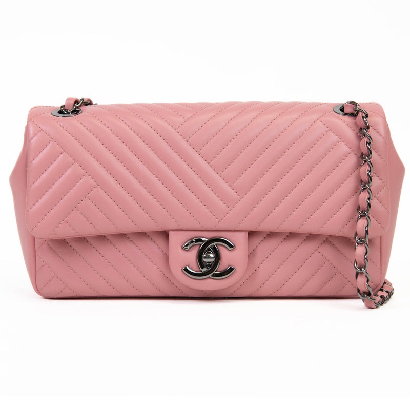 Chanel Pink Lambskin Leather Medium CC Crossing Flap