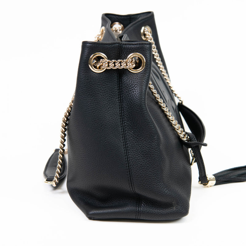 Gucci Black Pebbled Calfskin Medium Soho Tassel Chain Shoulder Bag