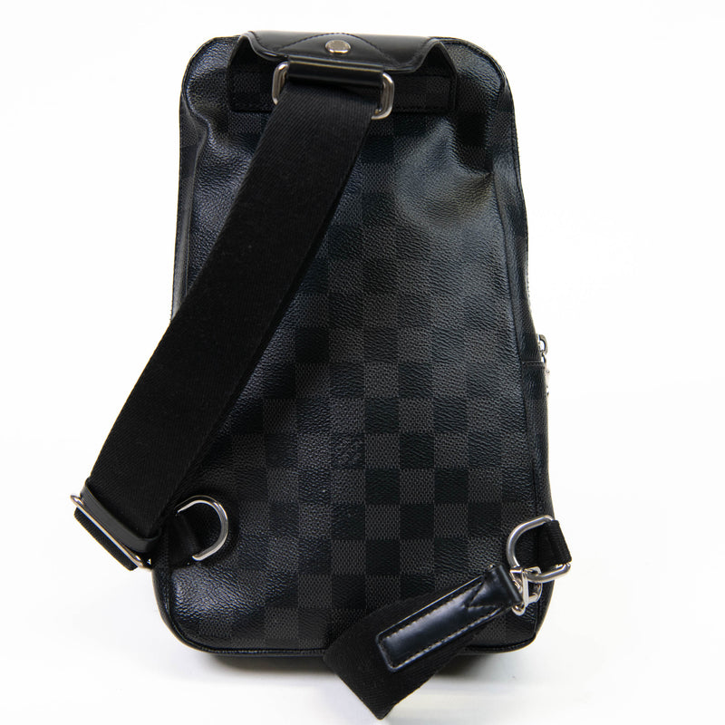 Louis Vuitton Grey Damier Graphite Coated Canvas Avenue Sling Backpack