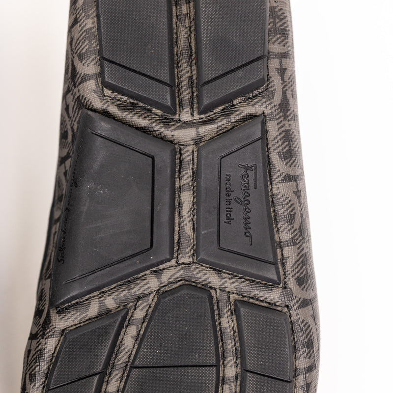 Salvatore Ferragamo Gray Black Logo Drivers Leather Men’s Shoes 12