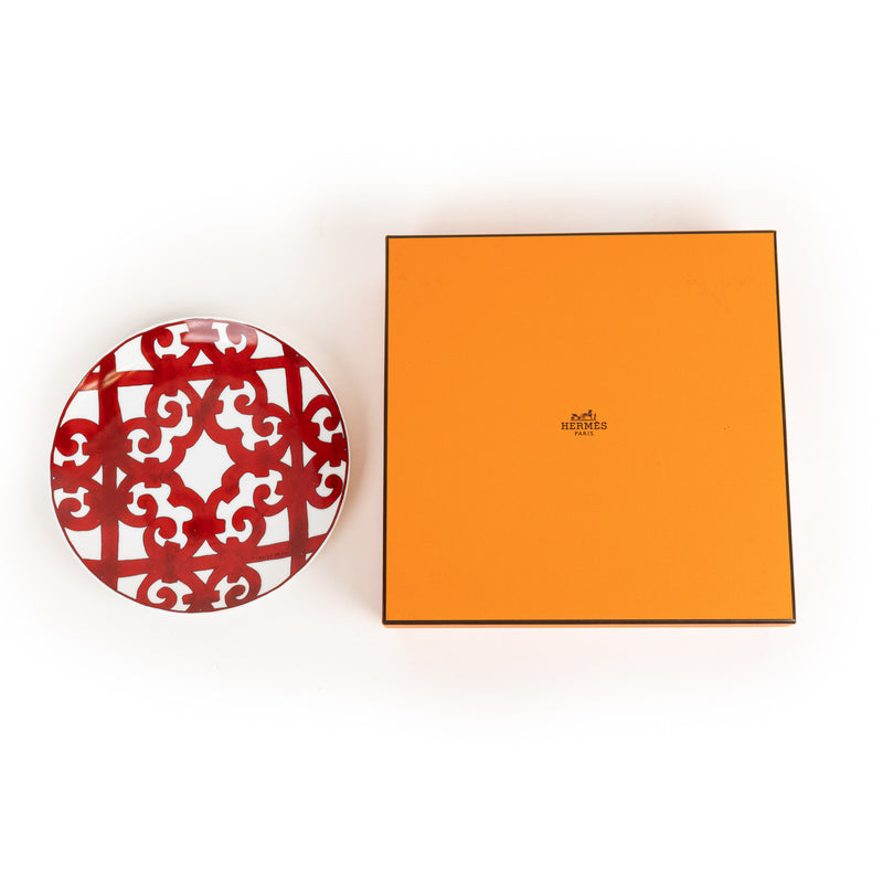 Hermes White and Red Balcon du Guadalquivir Dinner Plate