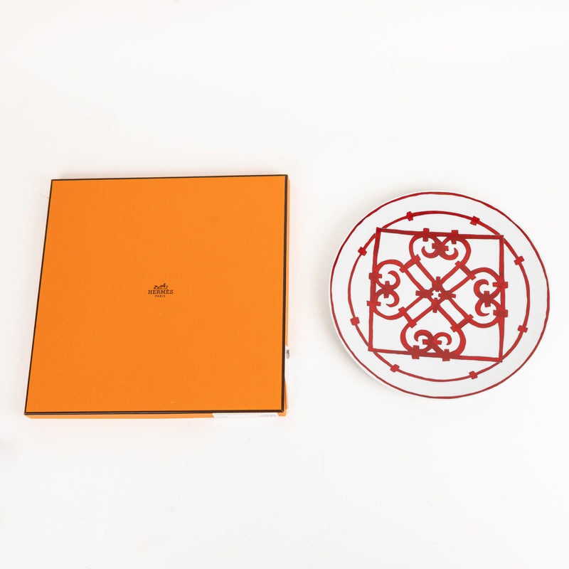 Hermès Balcon du Guadalquivir White Red Plate Set