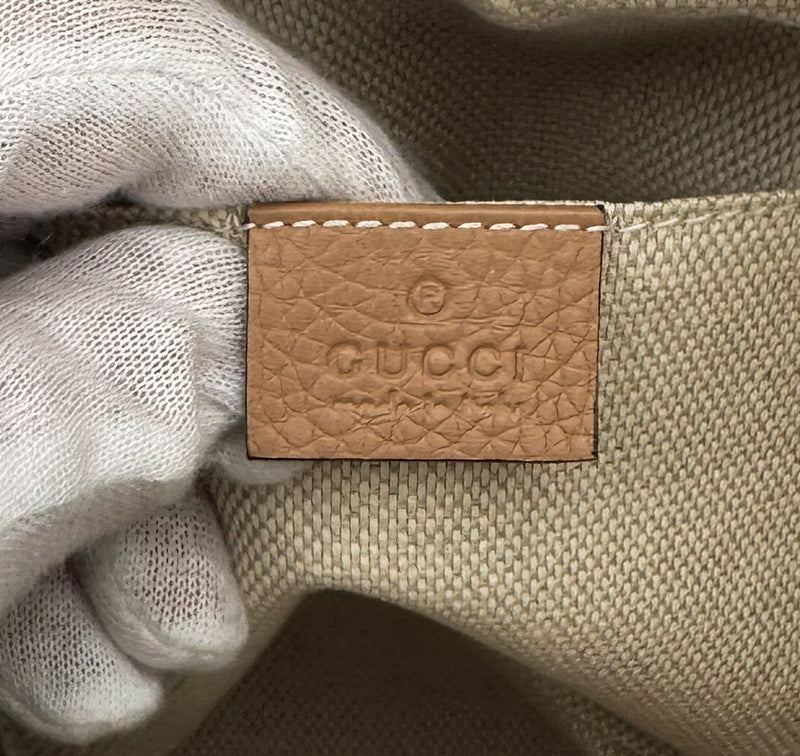 Gucci Camelia Pebbled Calfskin Small Soho Disco Bag
