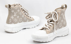 Louis Vuitton Beige & White Canvas Squad Trainer Sneakers Size 38