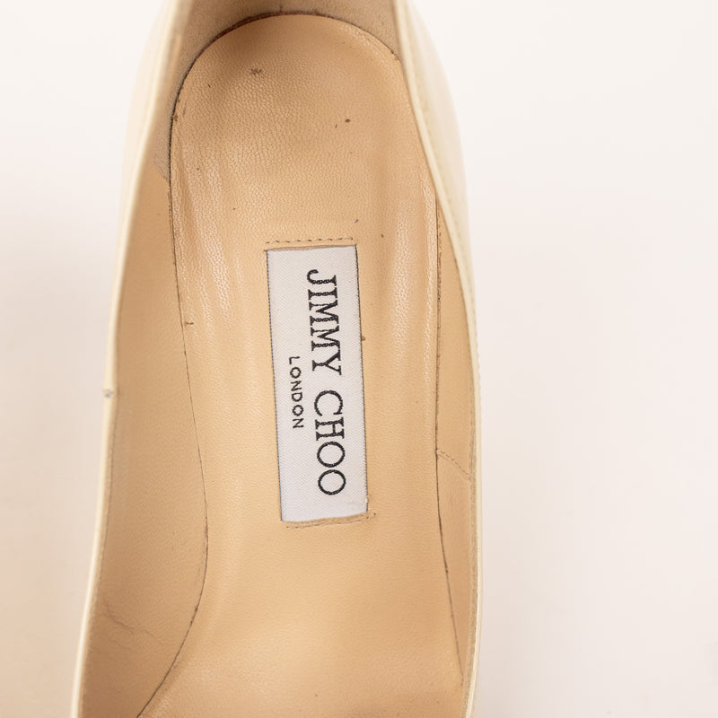 Jimmy Choo Patent Point Cream Off White Heels Size 36.5