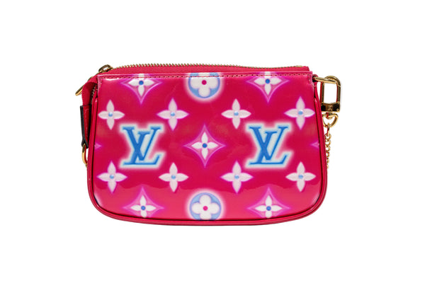 Louis Vuitton Fuschia Vernis Valentine Monogram Mini Pochette Handbag